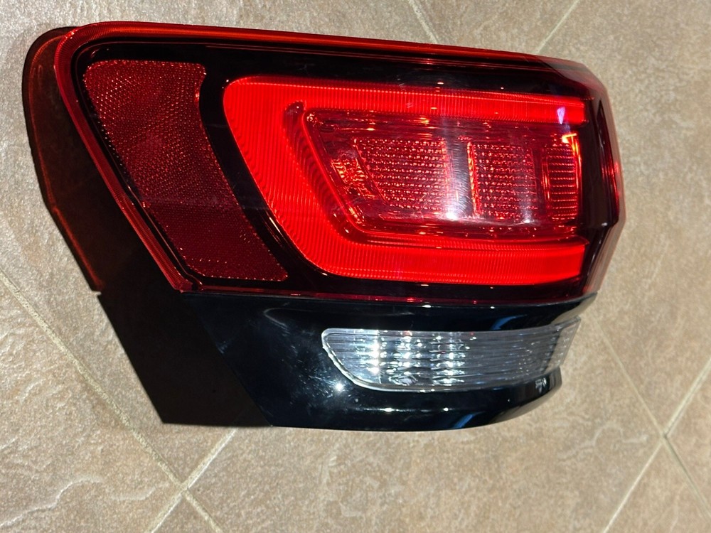 2014-2021 Jeep Grand Cherokee Rear Tail Light LED OEM Left  Side