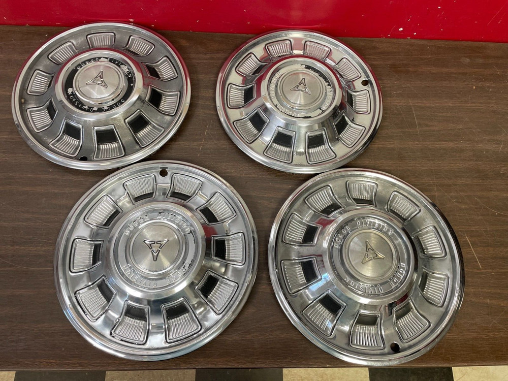 1969-1971 Dodge Monaco Polara 15-inch Hubcaps Set of 4 #125