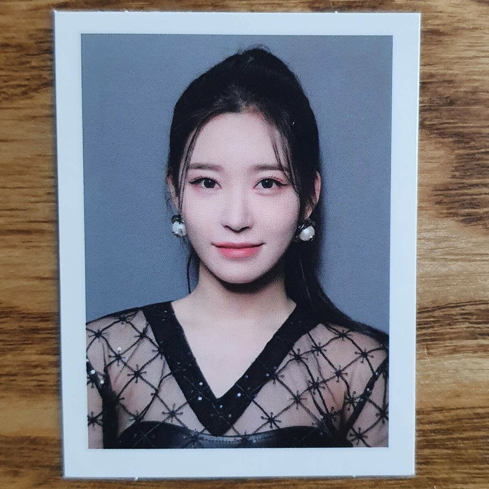 Hyung Seo Official ID Photo Class:y 1st Mini Album Y Class is Over Photocard