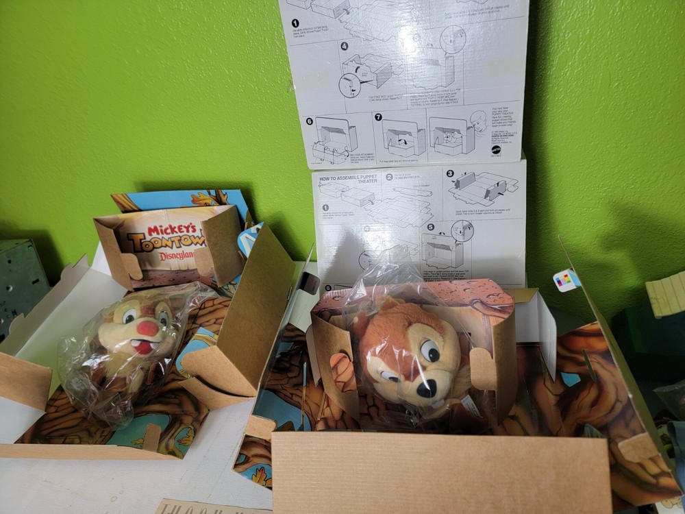 Mickey's Toontown Chip And Dale Puppet Theater Disneyland Kodak 1990s Disney NEW