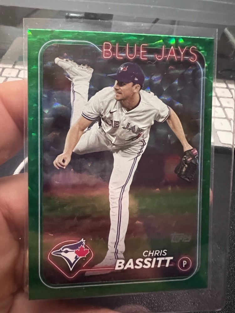 2024 Topps Series 2 - #419 Chris Bassitt - Green Speckle Foil #/499