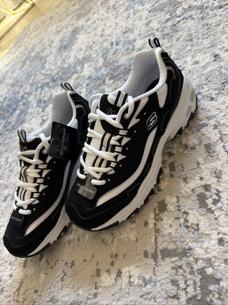 Brand new, witout box. Skechers Women's D'Lites Athletic Shoe Black/White Size 9