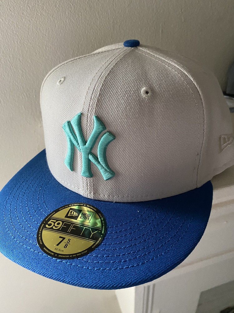 Hat Club - New York Yankees “Ocean Drive” Fitted - Size 7 5/8