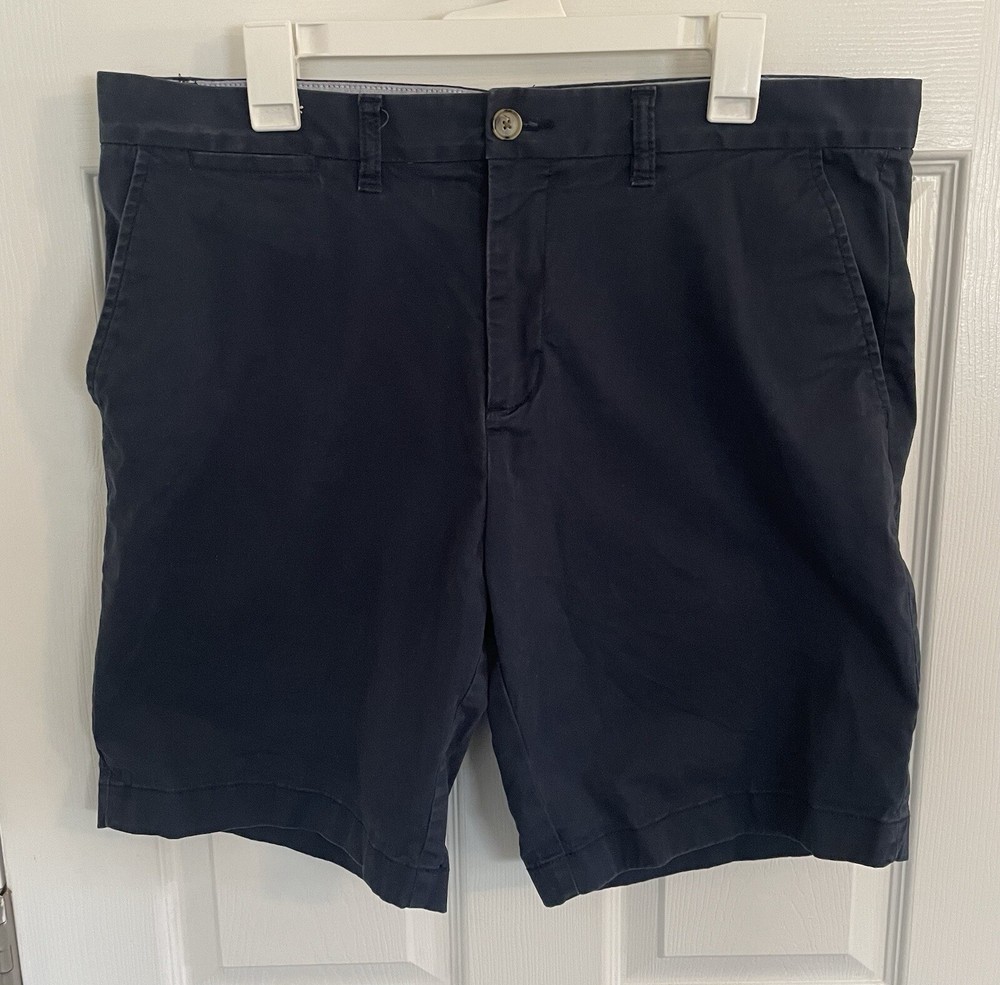 Tommy Hilfiger Men's Size 36 Classic Fit Shorts- Navy Blue