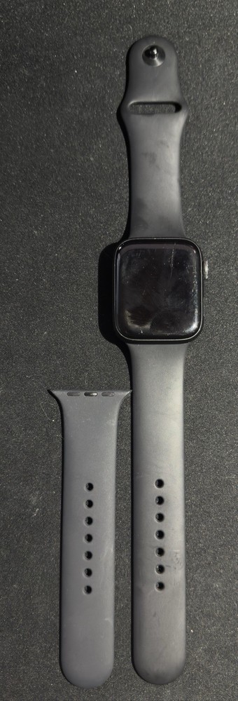 Apple Watch SE (1st Gen) 44mm Space Gray (GPS)  (Scratched Display, No Box)