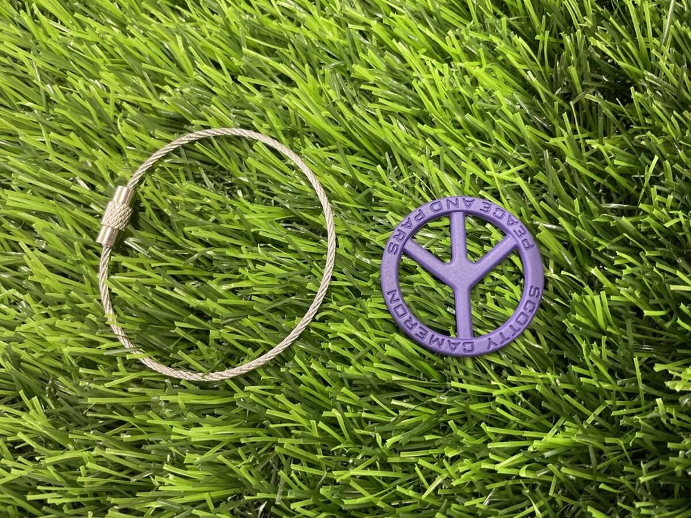 SCOTTY CAMERON      Mini Cameron Coins Peace  keychain