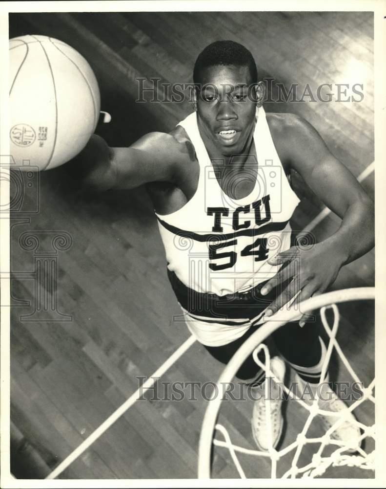 1968 Press Photo TCU basketball player James Cash dunks basketball. - hps02494