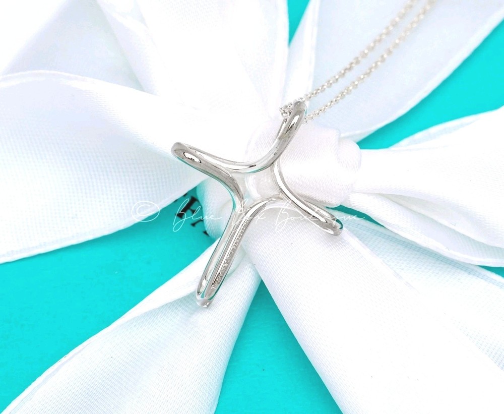 Tiffany & Co. Vintage Elsa Peretti Infinity Cross Pendant Necklace Medium Silver