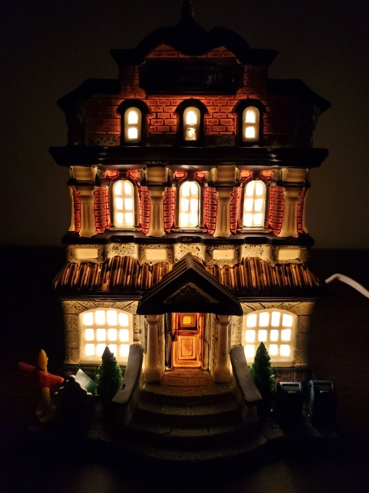 Lemax Caddington 2007 Lighted Christmas Village Post Office With Box