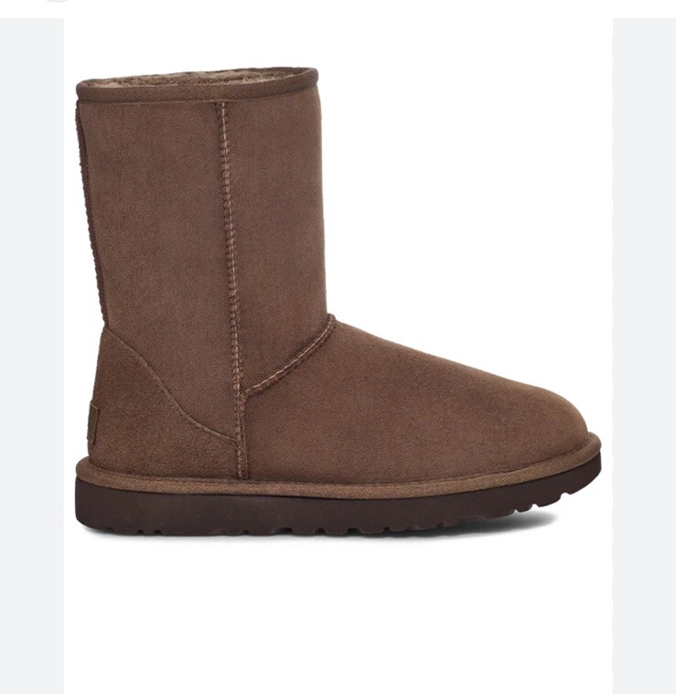Ugg Australia Classic Short Brown Winter Boots Women Size 7 Warm Snow