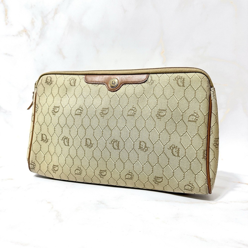 Dior Vintage Honeycomb Clutch in Authentic Beige