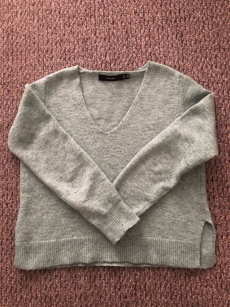 Vero Moda Women’s Size Small Mint Green Knit Sweater