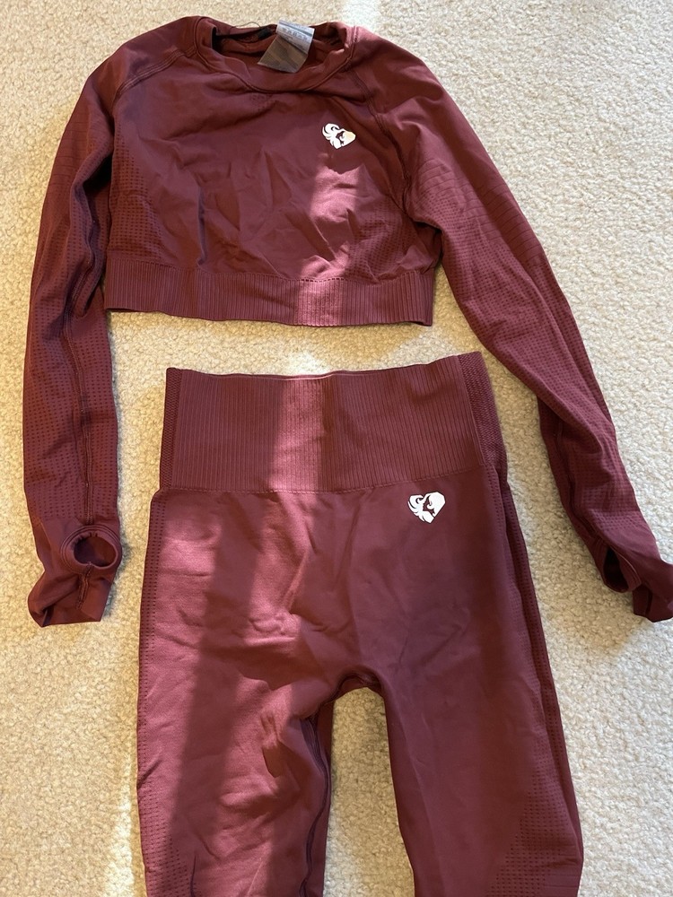 Women’s Best Power Seamless Long Sleeve Crop Top with  Power Seamless Leggings