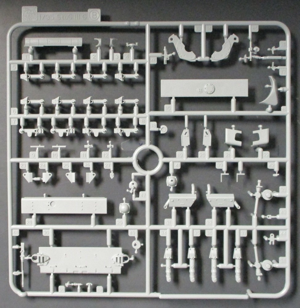 1/35 Dragon PzKpfw III Ausf M Tank Parts Tree B - Kit 6604