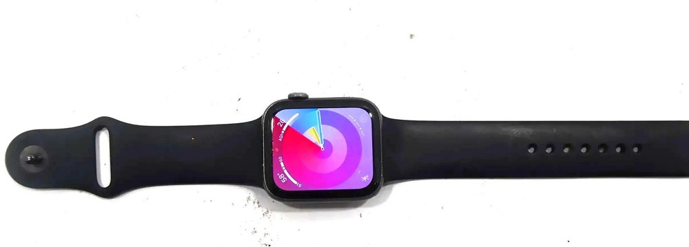 Apple Watch Series 5 GPS 44mm Aluminum Case A2093 in Black