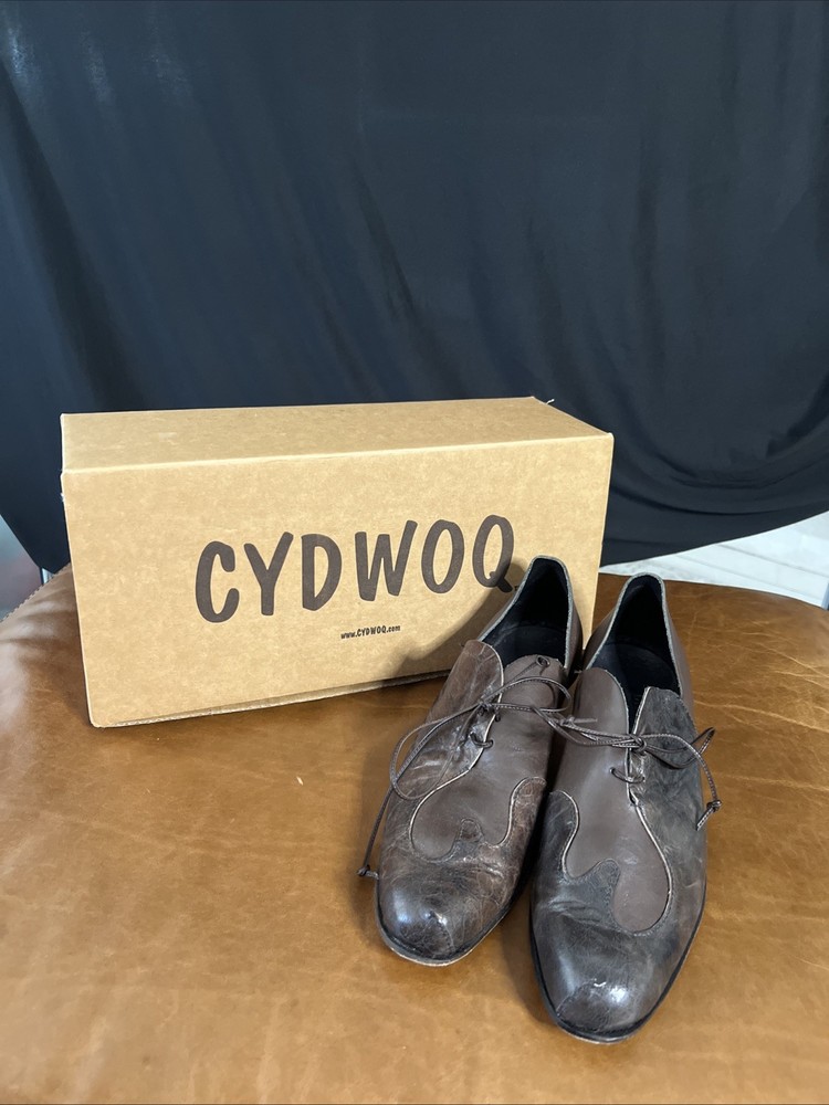Women’s Cydwoq 39.5/ 9.5 “Gate” BNMO Oxford Style W/Box Excellent Condition.
