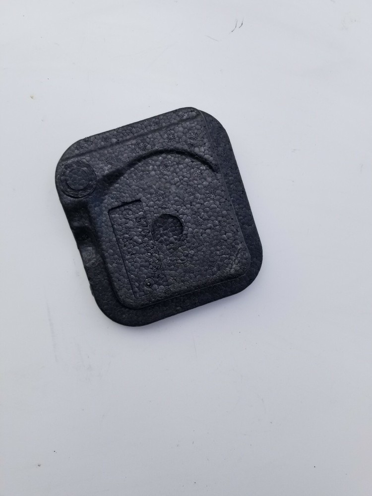 2014-2019 MASERATI GHIBLI M157 OEM REAR TRUNK FOAM INSERT PAD PLUG COVER 6700062