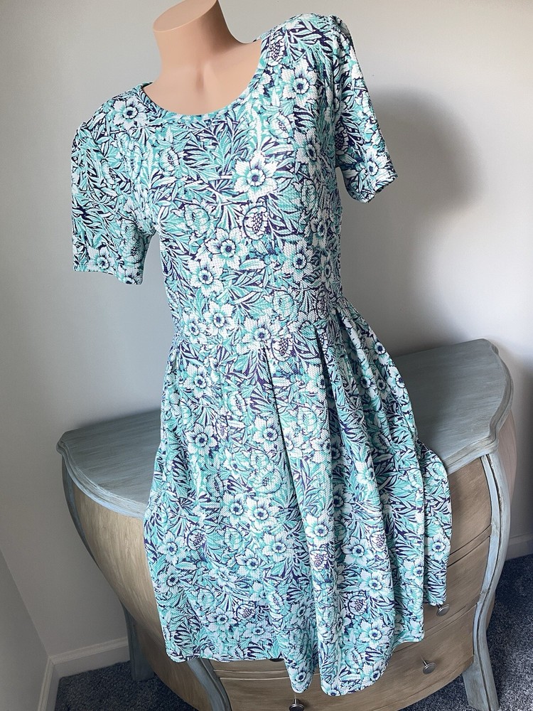 LULAROE Dress Amelia XL Textured Blue Purple Floral Print Zip Pleated Fit Flare