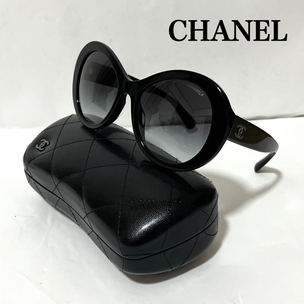 Chanel 5372A Gradient Black Sunglasses with Coco Mark 56mm Pre-Owned