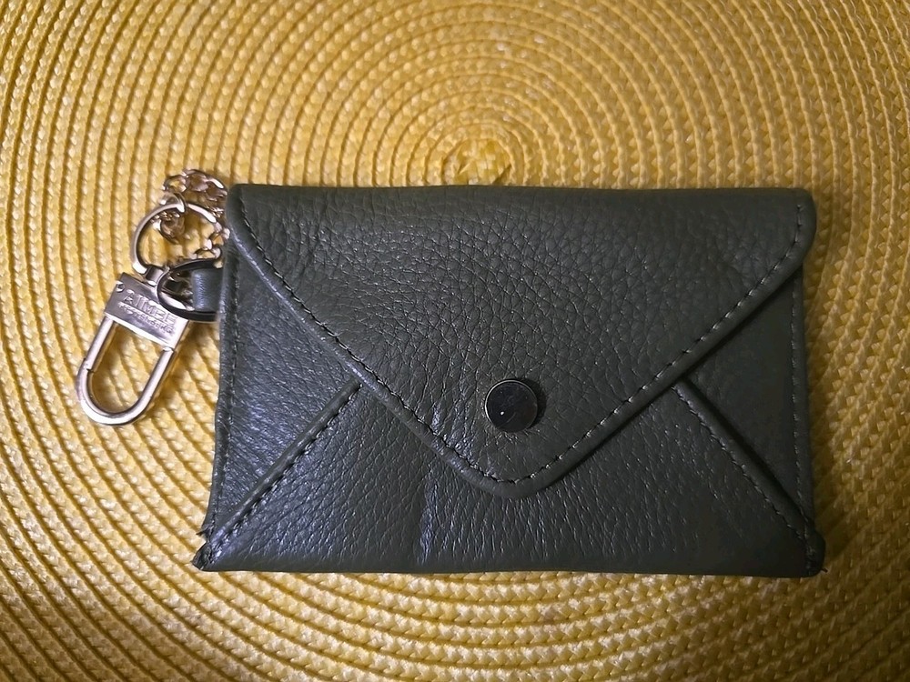Aimee Kestenberg Ashley Olive Green Leather Keychain Card Holder Pouch