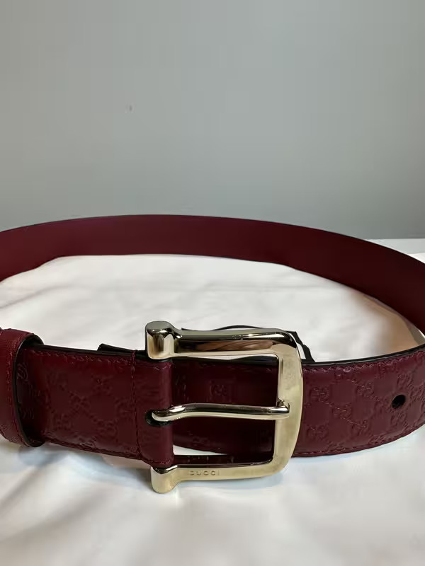 100% Authentic New Gucci Leather Belt Size 80 Red