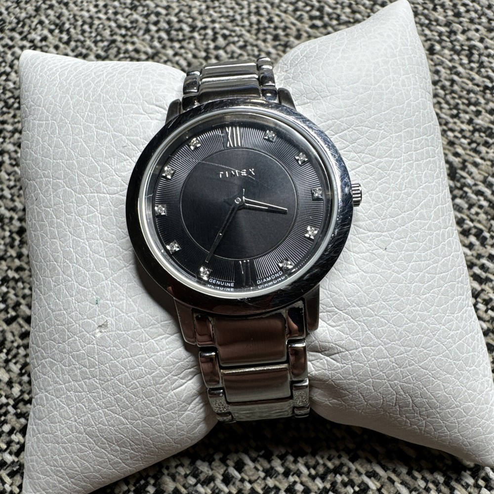 Preowned TIMEX SILVER TONE STAINLESS STEEL 100% DIAMOND BLACK DIAL MEN'S WATCH