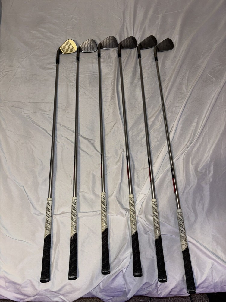 Premium Golf Iron Set for Improved Accuracy and Distance