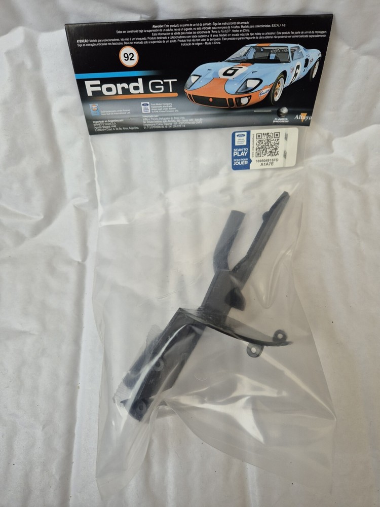 Build Your Own 1/8 Scale Ford GT40 Car Kit Part 92 by DeAgostini