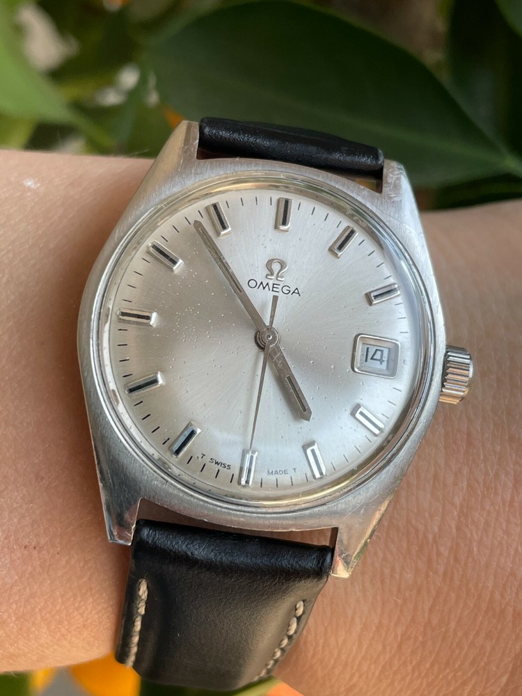 OMEGA Silver Men's Watch - 166.041