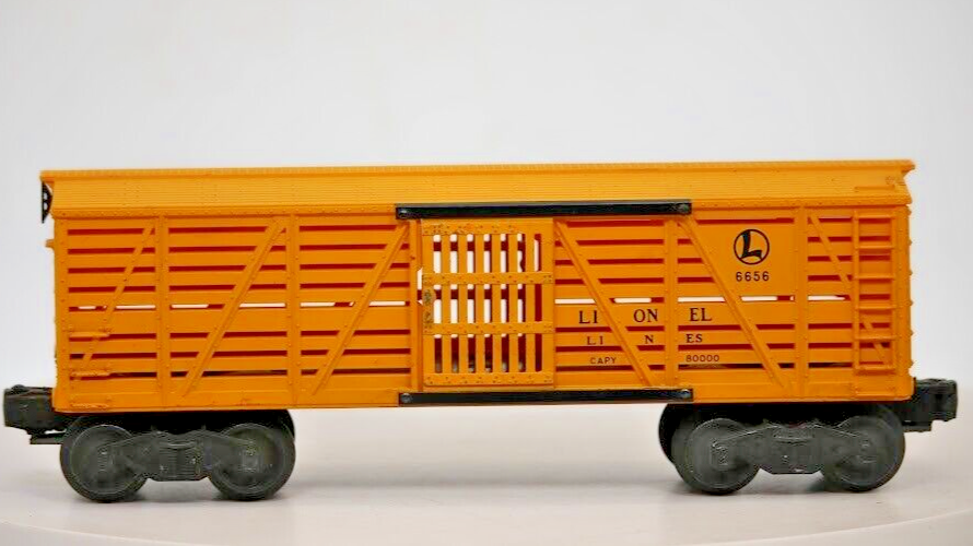 Vintage Lionel Yellow O Gauge Cattle Car 6656 1:48 Scale Model Train