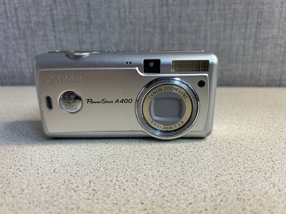 Canon PowerShot A400 3.2MP Silver Digital Camera Compact Design