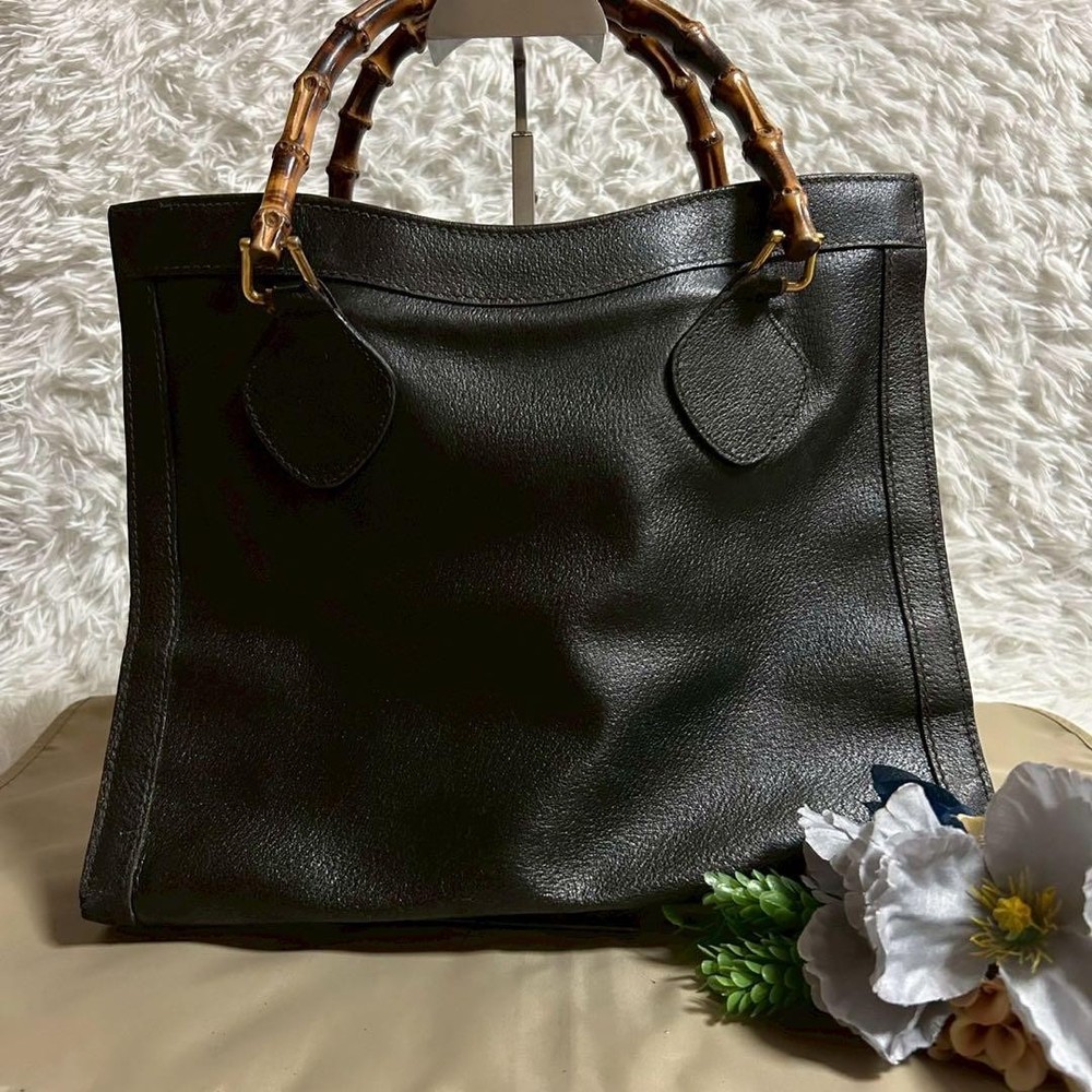Gucci Diana Bamboo Handle Black Leather Tote Bag Pre-Owned