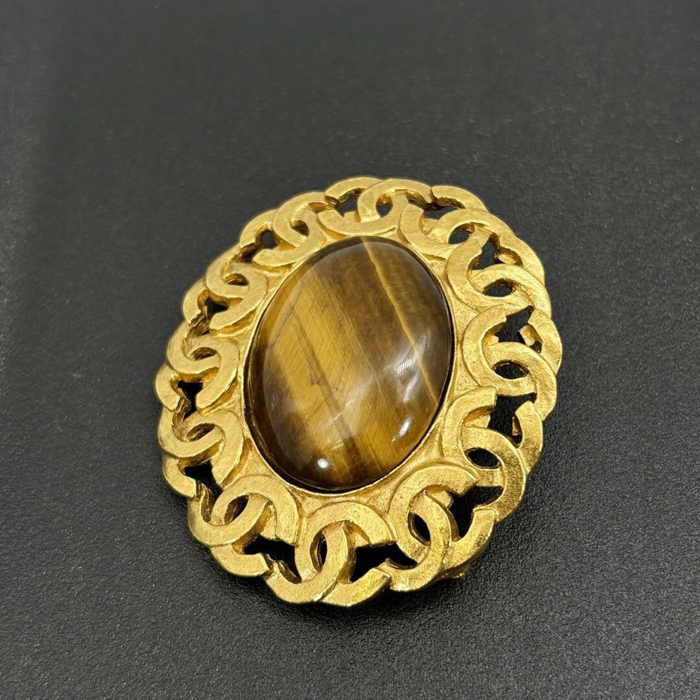 CHANEL Oval Brooch Tiger Eye Metal Coco Mark 95A 697121