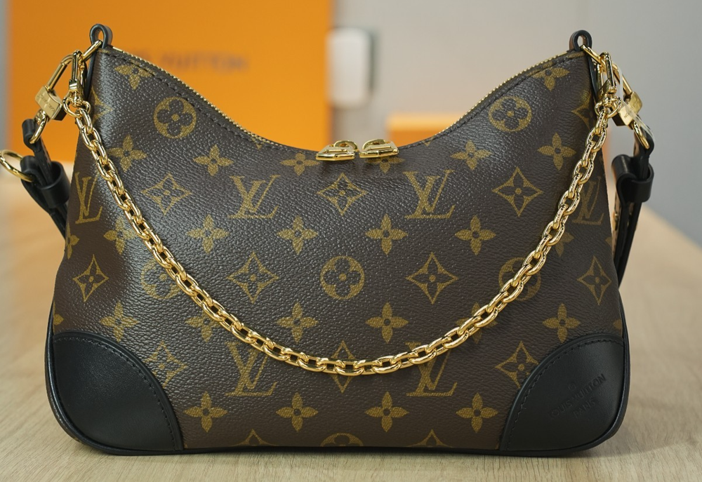 Louis Vuitton Monogram Boulogne Crossbody Shoulder Bag M45832