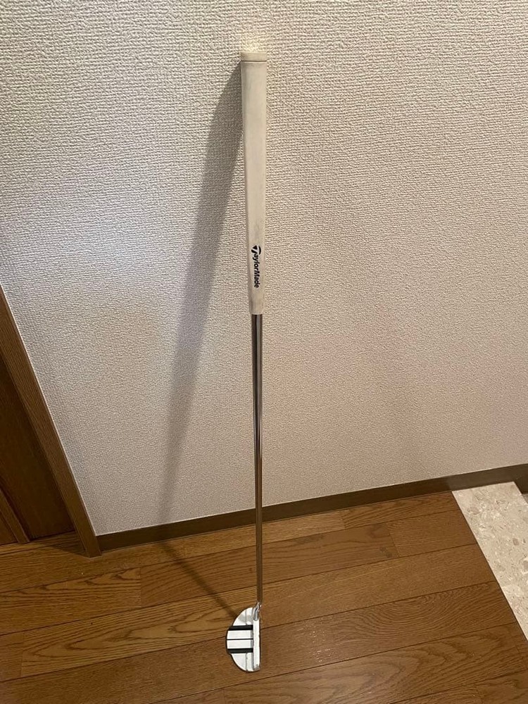TaylorMade Putter Over Size with White Grip Ready to Use Time Tested