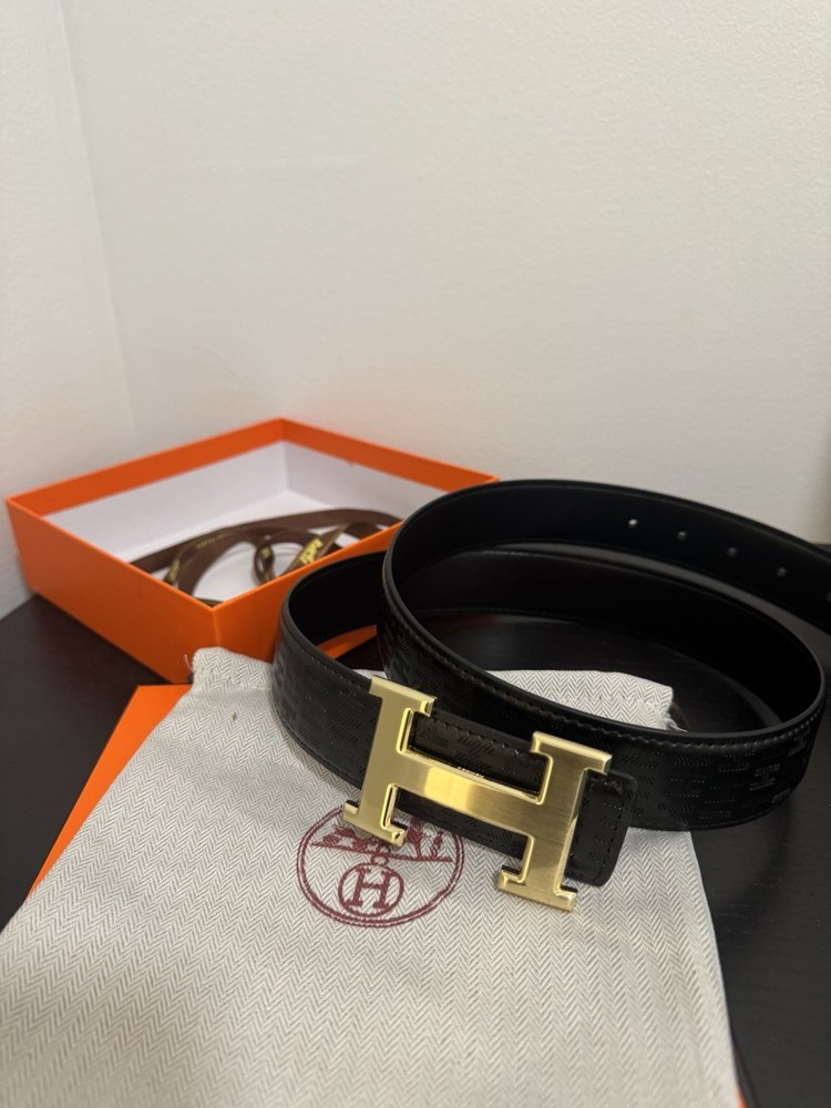 Hermès Gold H Buckle Leather Belt for Men and Women