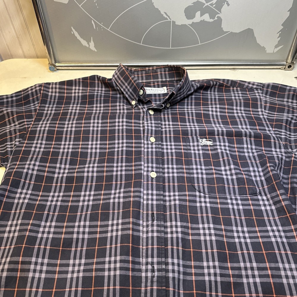 Vintage 90’s BURBERRYS of London Men’s Nova Check Navy Plaid Button Shirt Large