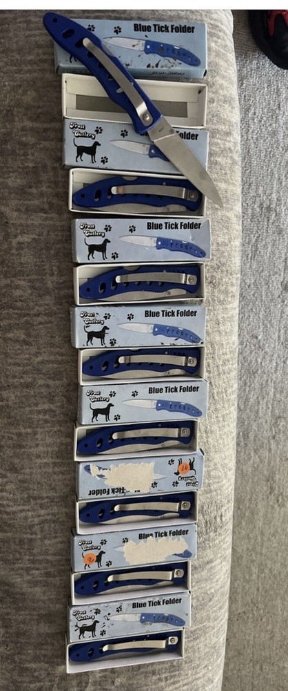 (5) 15-334BL, Blue Tick Folder, 5