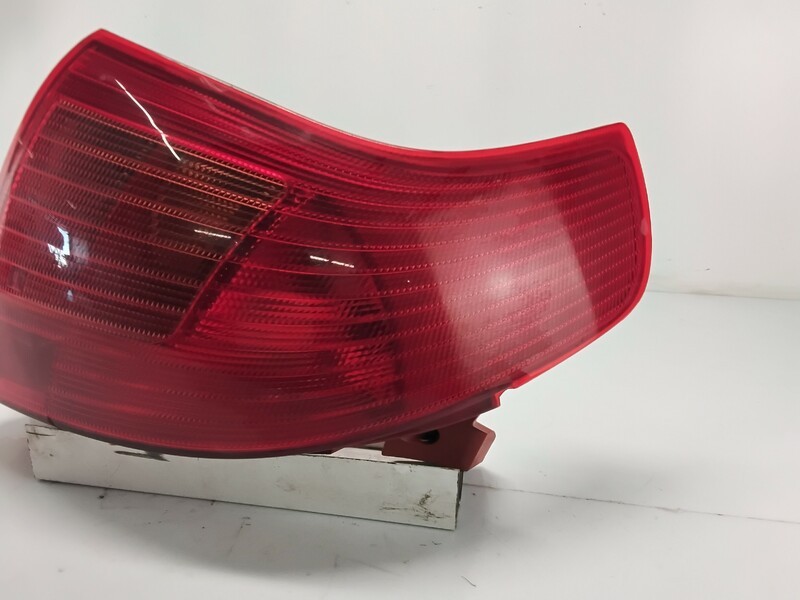 E131357 left rear light Suzuki Swift Sedan MZ 2005 1828568