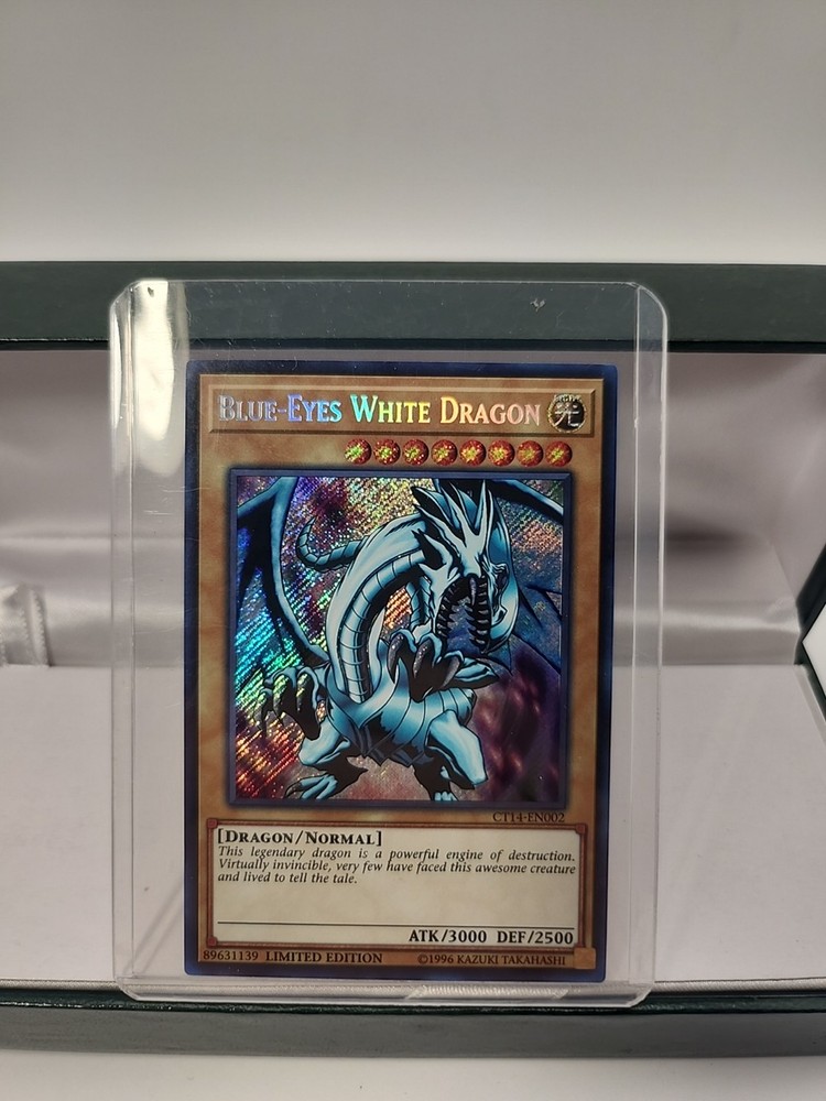 Blue-Eyes White Dragon CT14 Limited Edition Mega-Tins 2017