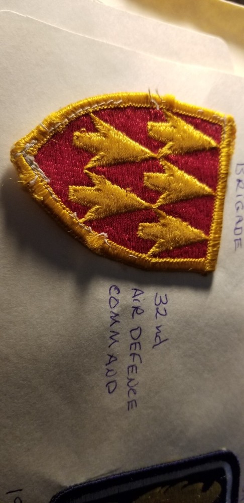US Army Military 32nd Air Defence Command Id#fg30.