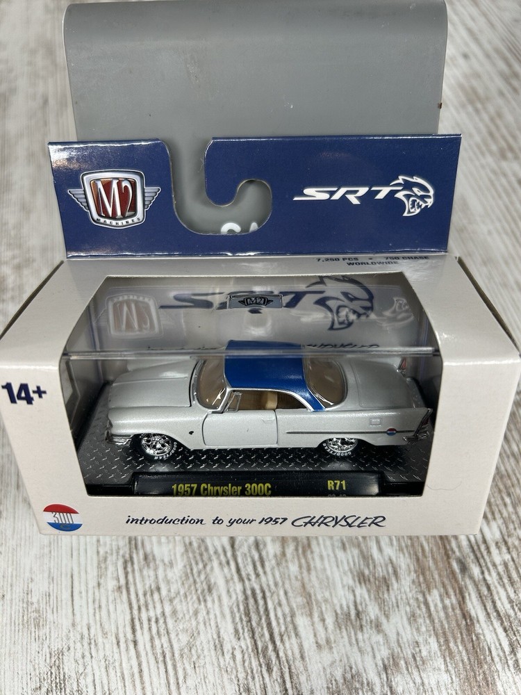 M2 Machines R71 1957 Chrysler 300C 1:64 SRT
