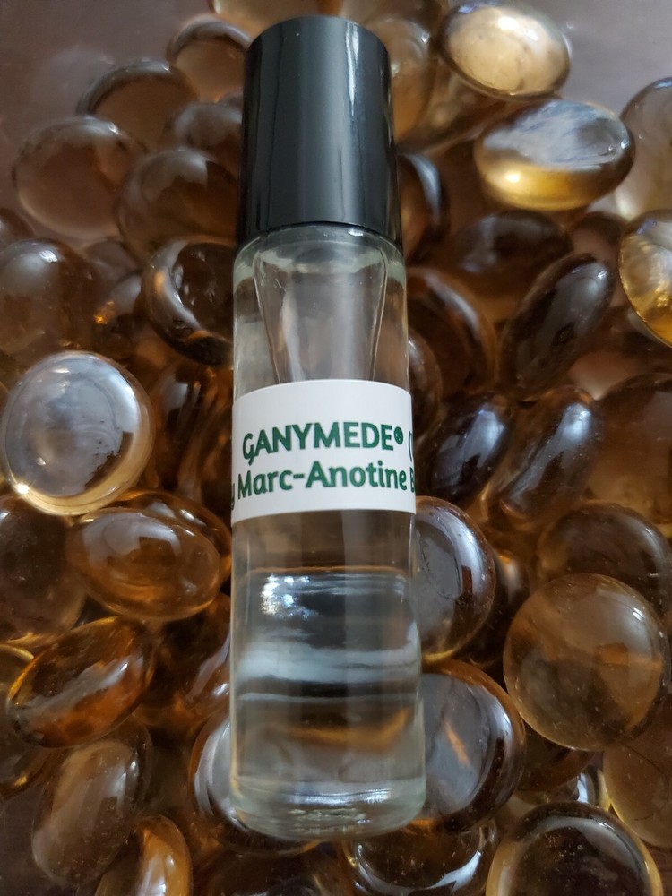 Pure Niche Fragrance Oils Clearance Sale – Limited Stock-image