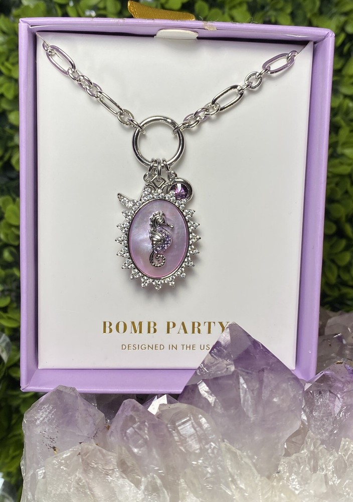 Bomb Party Necklace RBP6008 “ Starfish Glam” Atlantis Collection 2023 💜