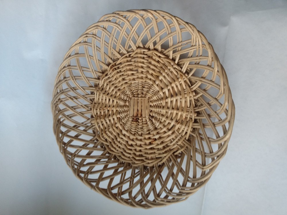 Vintage Large Round Wicker Tray - Woven Rattan Platter - Shallow Basket