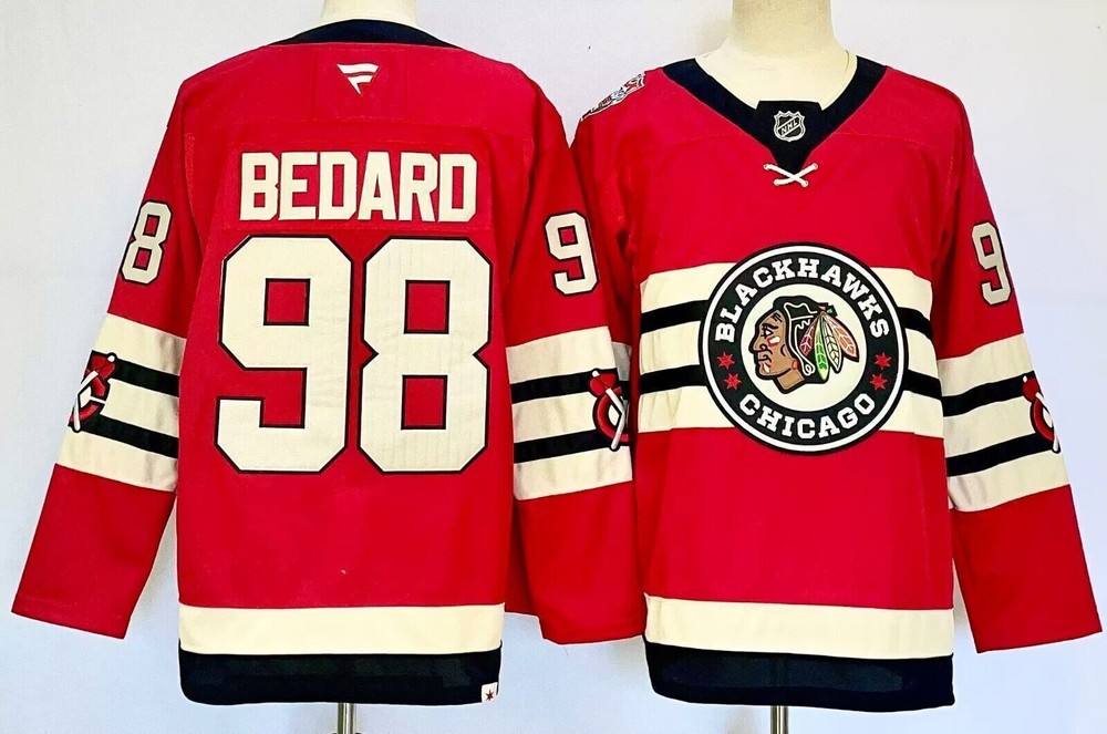 Connor Bedard 2025 Winter Classic Jersey-Red！