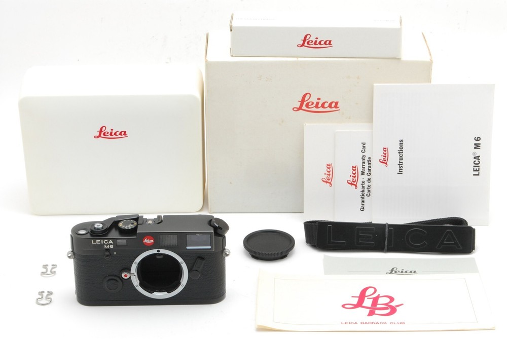Leica M6 0.72 Non TTL Black Rangefinder Camera Body & Case, Box Set - Yr.1990s