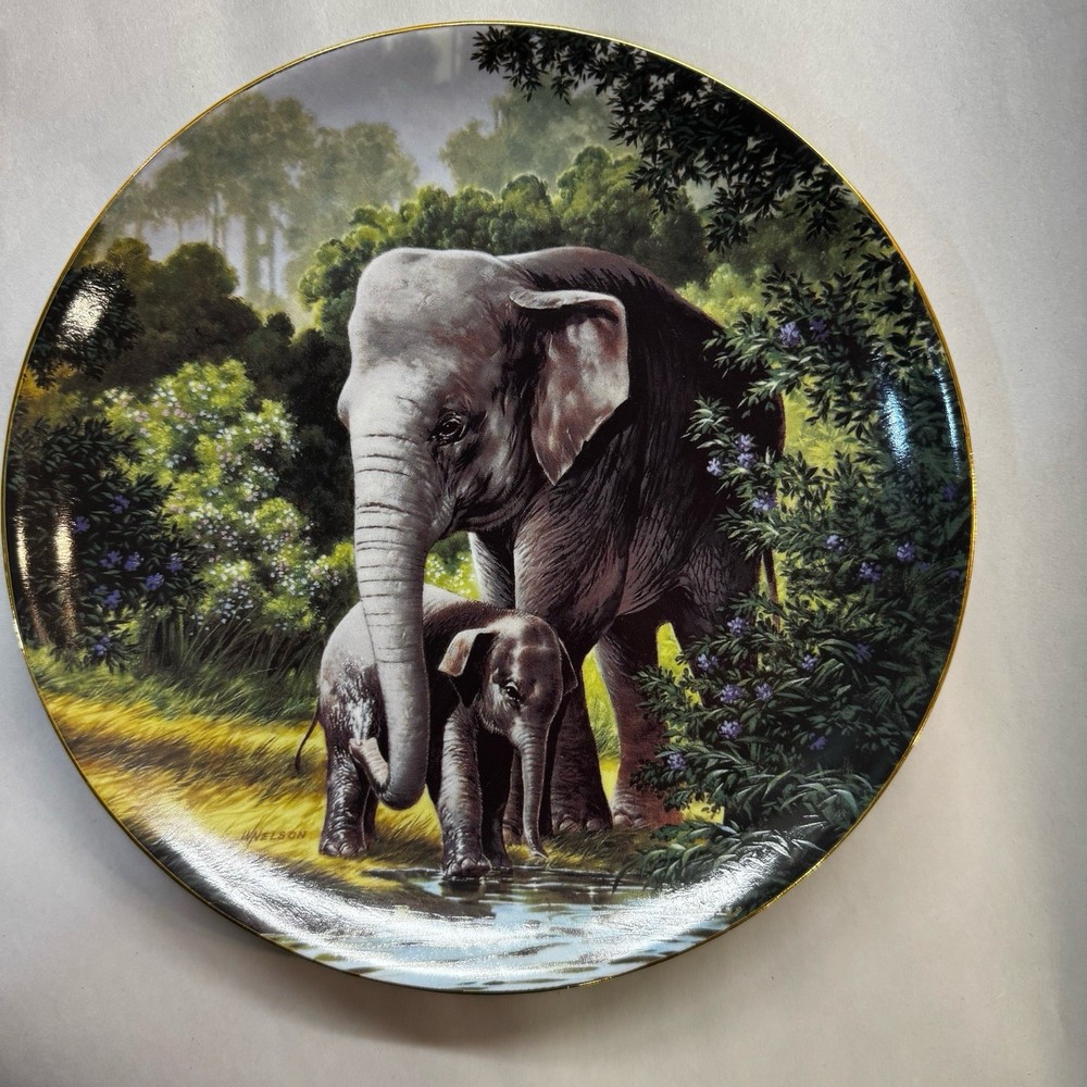 W S George Endangered Species Asian Elephant Limited Plate 1989