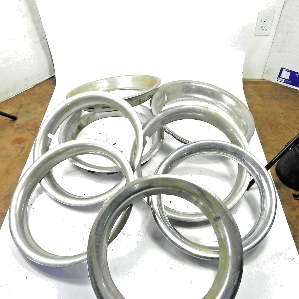 1950-55-59-60-64-67-68-70'S GM MOPAR FORD OTHER GLAMOR RINGS HUBCAP WHEEL COVER