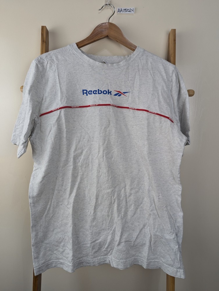 Reebok Light Grey Short Sleeve T-shirt Size M